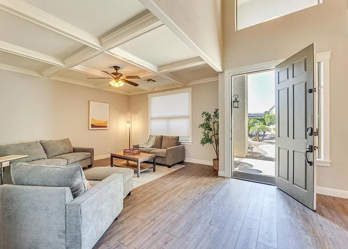 Holiday home Expansive Retreat W/ Private Outdoor Pool!