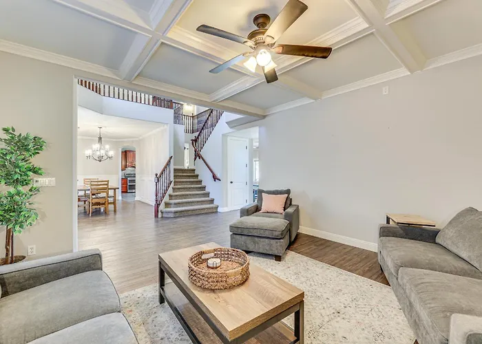 Expansive Retreat W/ Private Outdoor Pool! Mesa