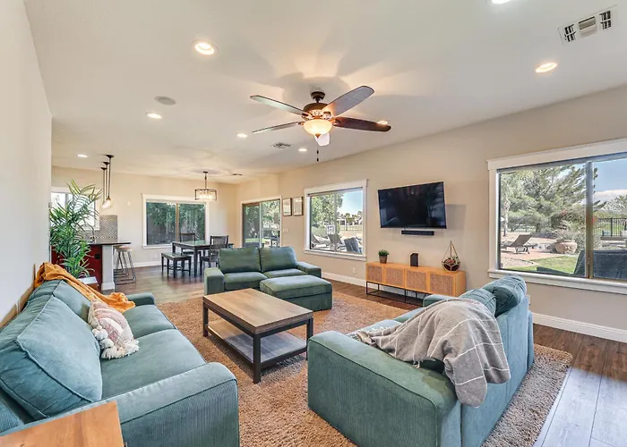 Expansive Retreat W/ Private Outdoor Pool! *