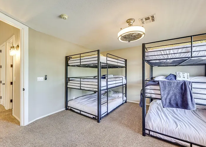 Holiday home Expansive Retreat W/ Private Outdoor Pool! *